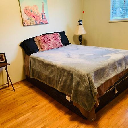 Cosy Romantic Stay In Surrey- Walking Distance From Guildford Town Centre Εξωτερικό φωτογραφία
